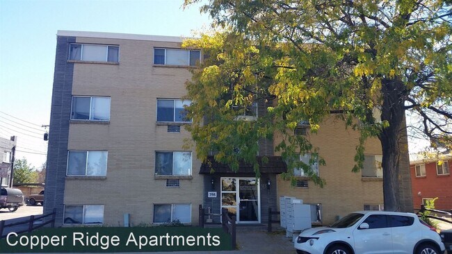Primary Photo - 398 W Powers Ave