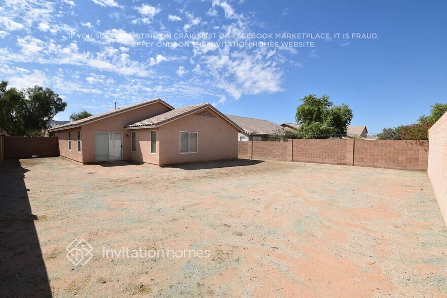 Building Photo - 1932 W Nancy Ln