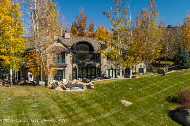 Building Photo - 75 McLain Ct