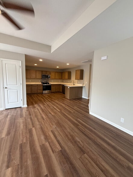 Building Photo - 1512 Park Ave