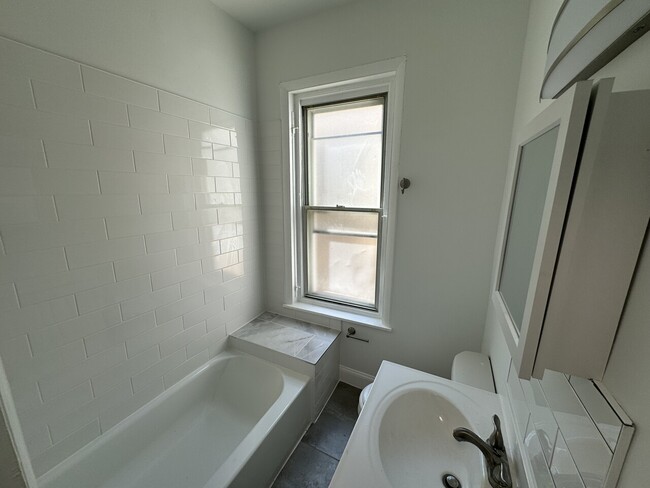 Building Photo - 2221 N 18th St