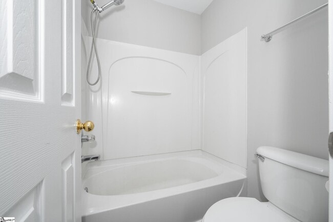 Building Photo - 113 Carissa Ct