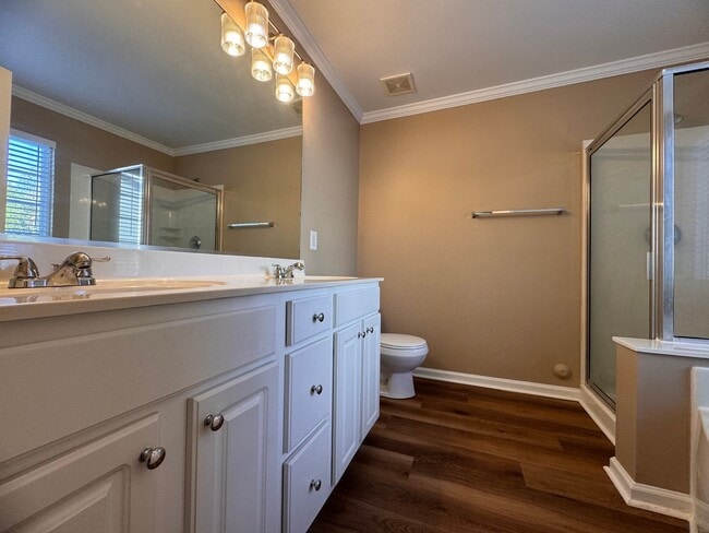 Building Photo - Fabulous 4BR 2.5 Home