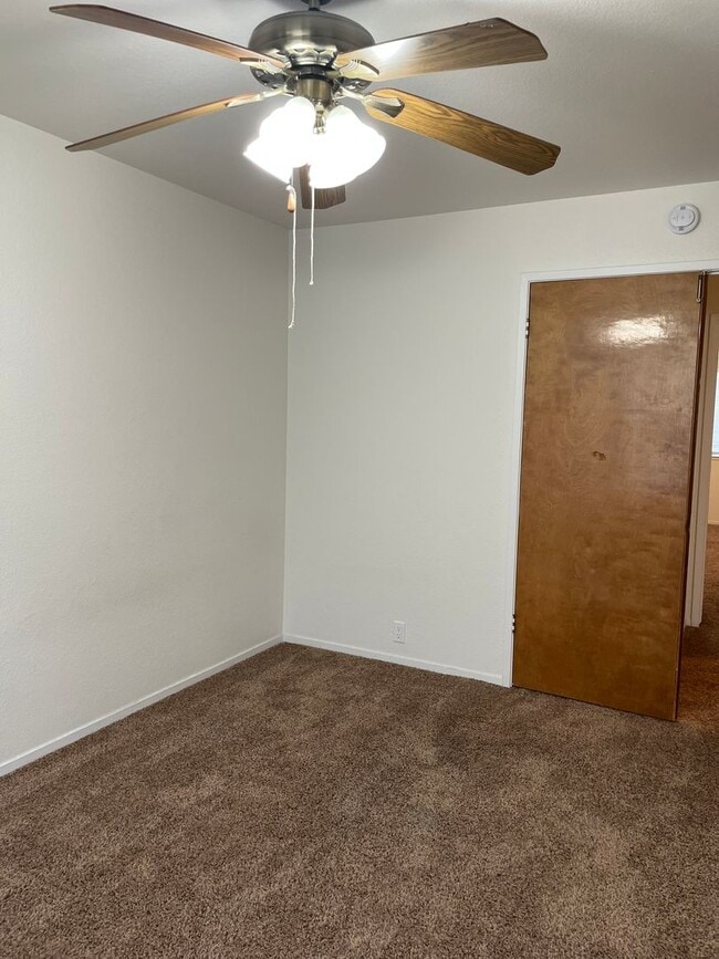 Building Photo - Charming 4-Bedroom, 2-Bathroom Home – Your Perfect Summer Move-In!