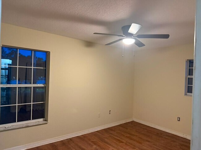 Building Photo - 712 Lucaya Dr