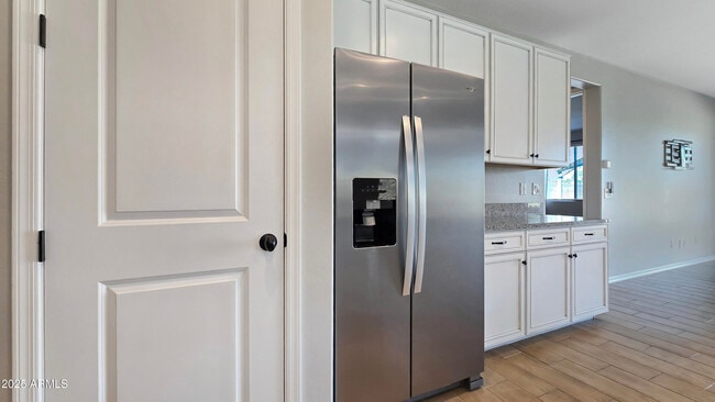 Building Photo - 18418 W Sunbelt Dr