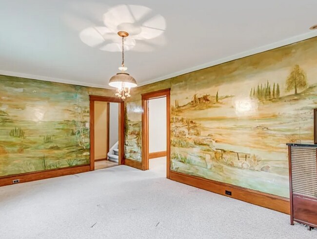 Building Photo - 9471 Mayfield Rd