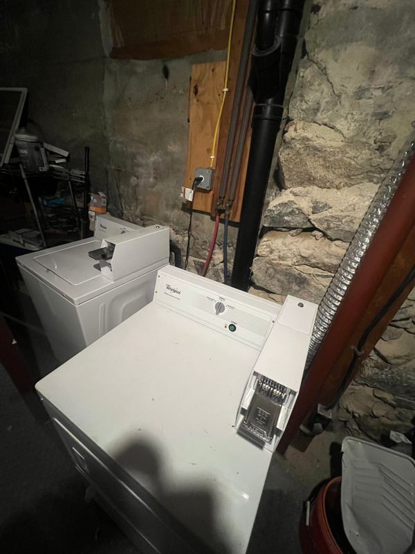 Building Photo - 23 Capron St