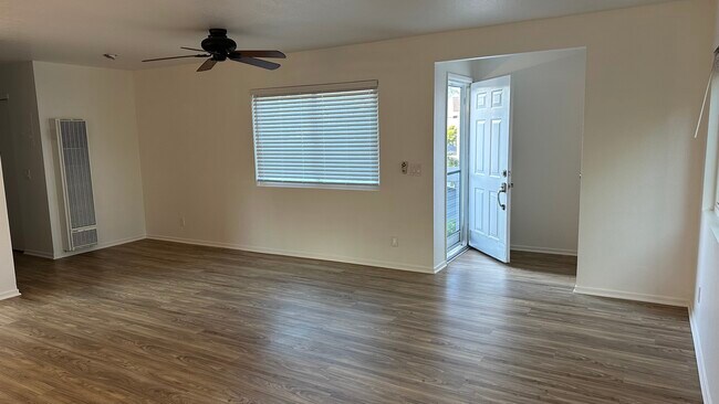 Primary Photo - 581 Park Dr