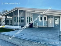 Building Photo - 119 Dolphin Dr S