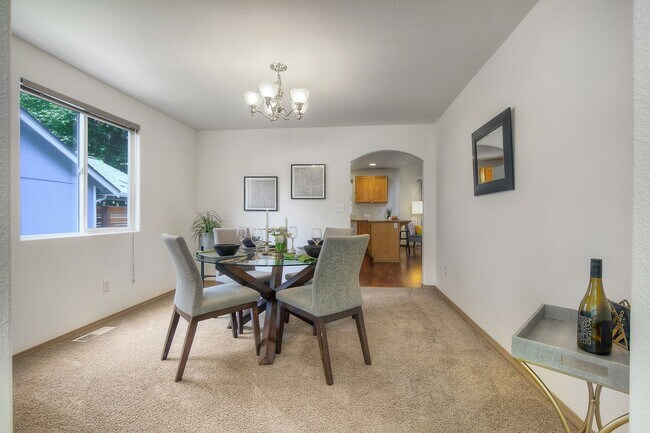Building Photo - Main floor master - A/C home with 4 bedrooms formal living/dining and great room! Olympia School ...