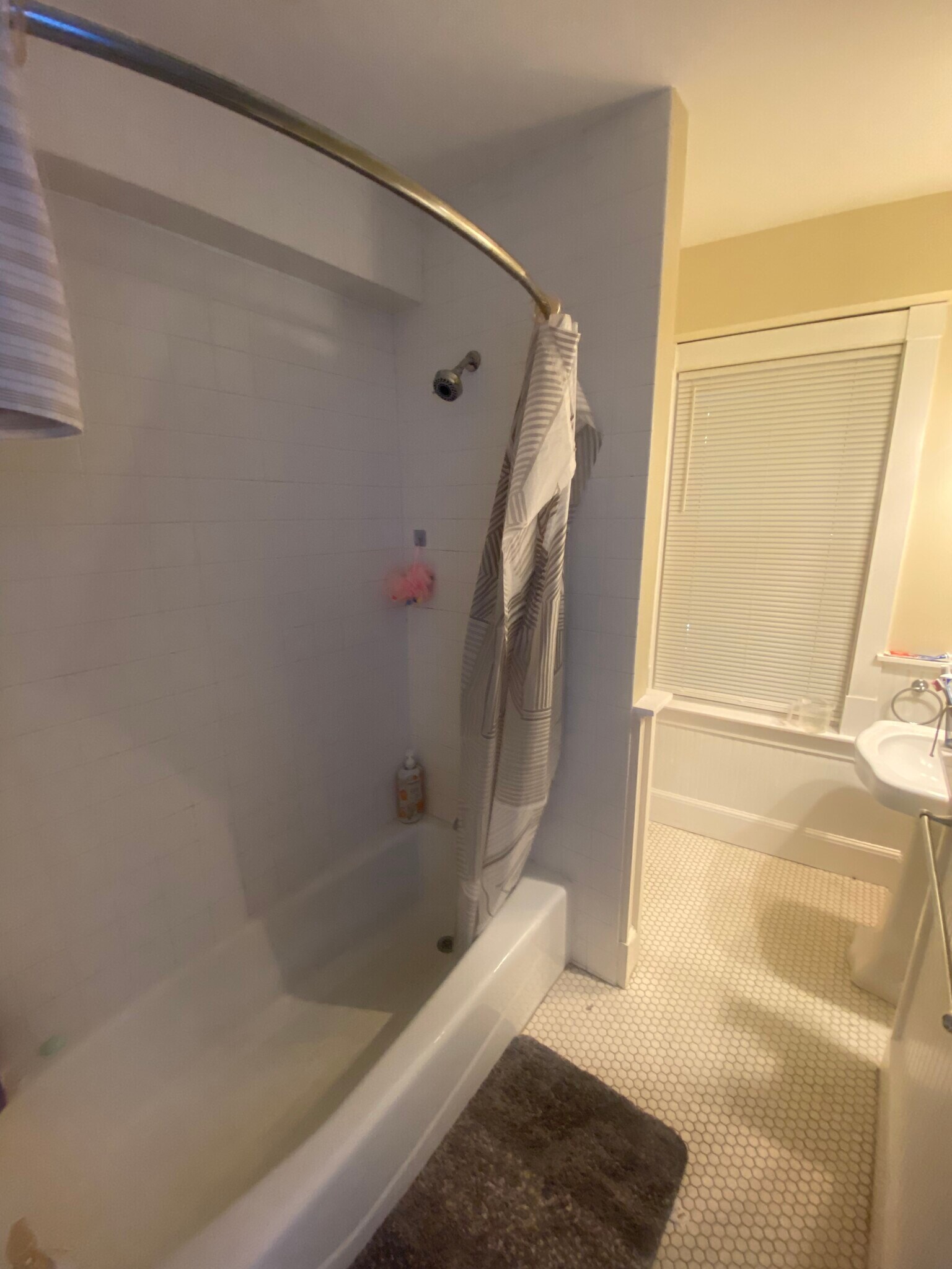 Building Photo - 151 Highland St