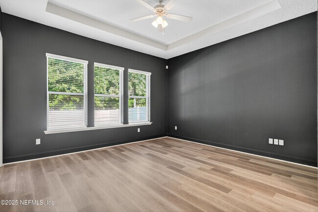 Building Photo - 215RENT Carina Trl