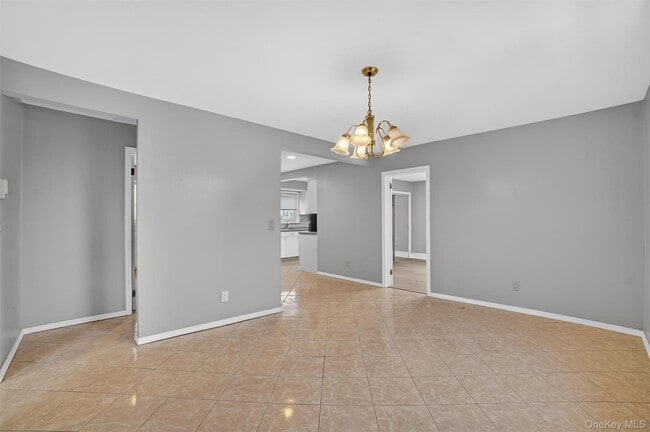 Building Photo - 4 Amackassin Terrace