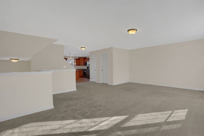Building Photo - 5175 Winthrop Ave