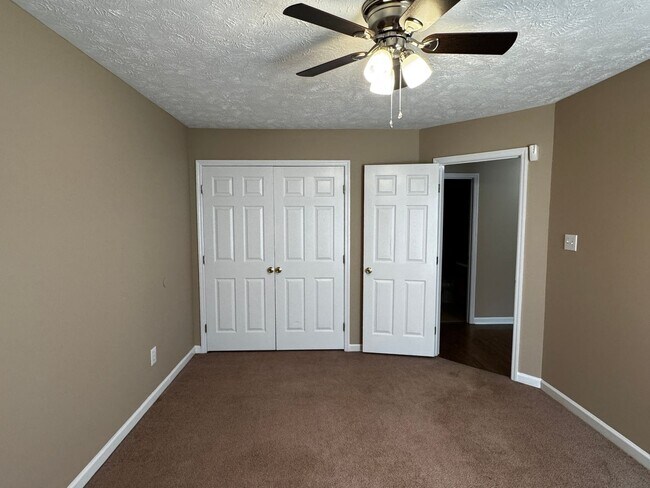 Building Photo - Cozy 3 Bedroom 2 Bath Home in Raeford.