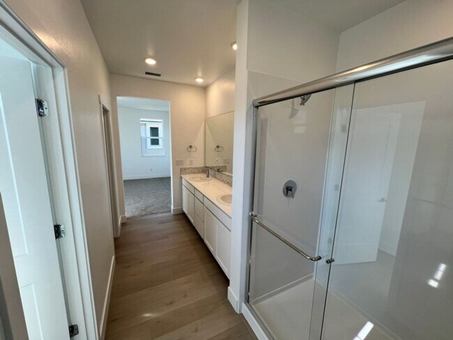 Building Photo - Brand New Three Bedroom Home in S. Reno