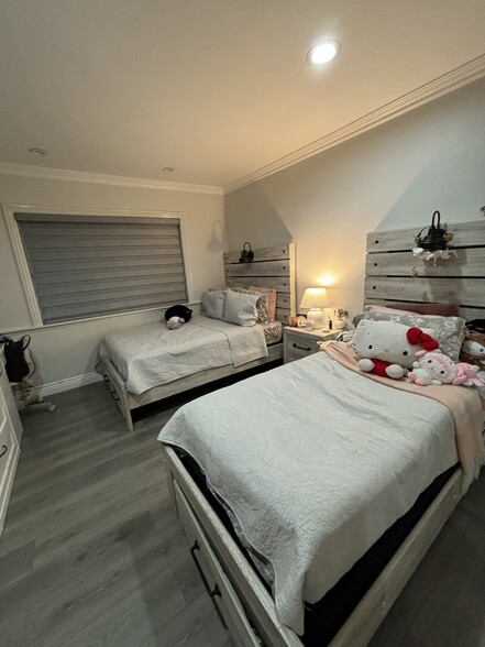 Second Bedroom - 14814 Hartland St