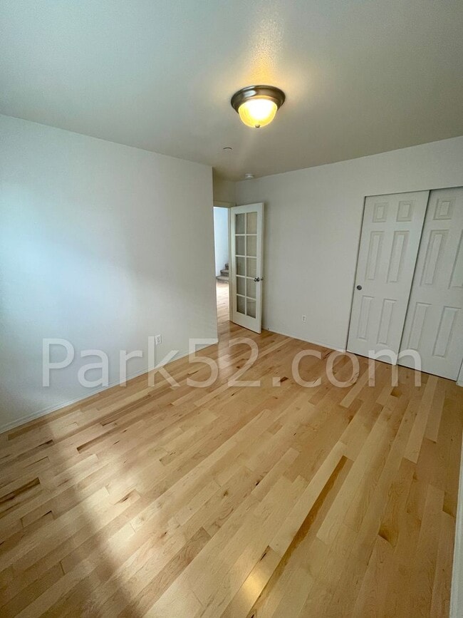 Building Photo - 3 Bedroom 3 Bathroom + Loft DuPont Home!