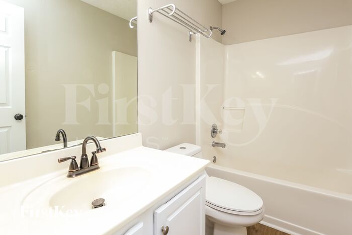 Building Photo - 6217 Turnberry Ln