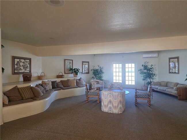 Building Photo - 1193 Pawnee Dr