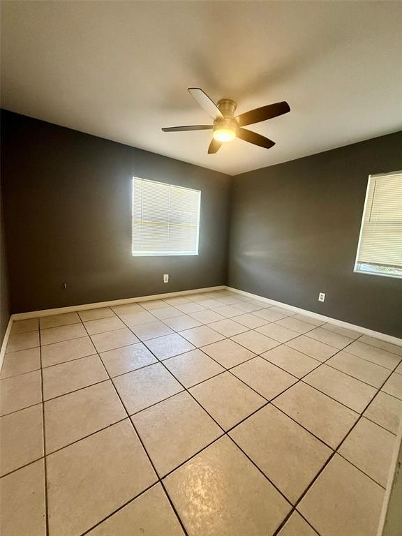 Building Photo - 822 Ariana St