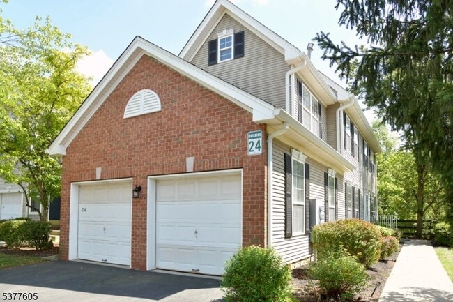 Building Photo - 214 Marcia Way