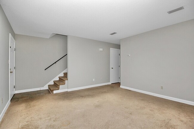Building Photo - Northside Townhomes - 2 Bedroom 2.5 Bath