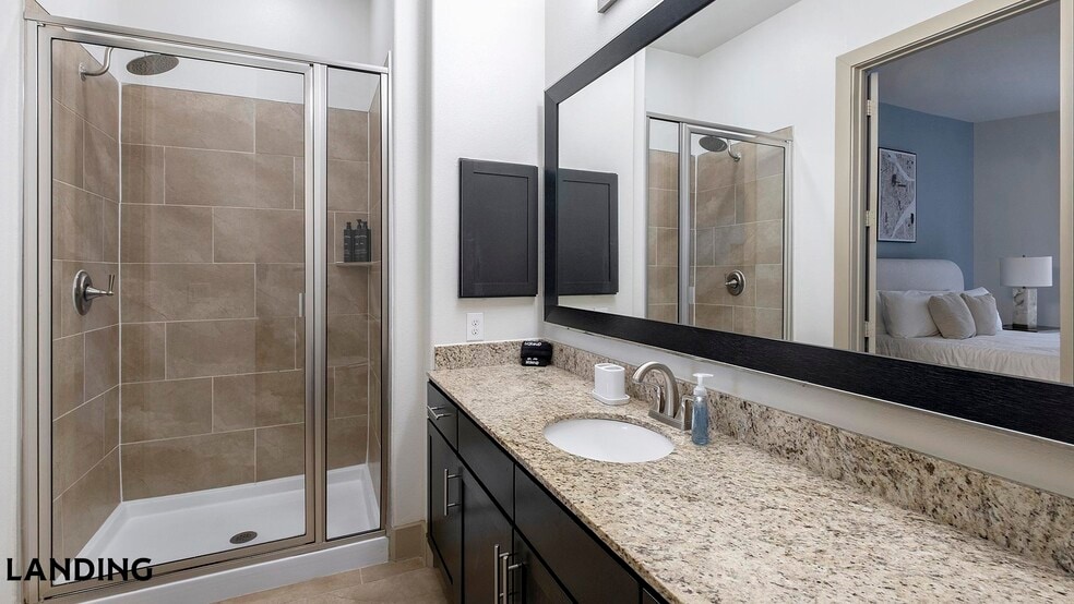 Building Photo - 2626 Fountain View Dr