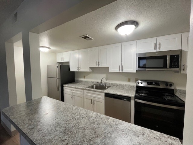 White Kitchen - North Pointe Commons