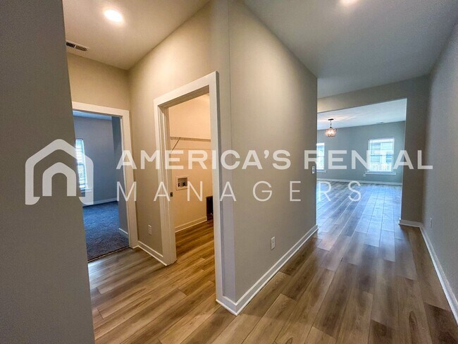 Building Photo - MOVE IN SPECIAL!!! - Roomy Home for Rent in Cullman, AL…6 Foot Privacy Fence. AVAILABLE NOW!! - S...