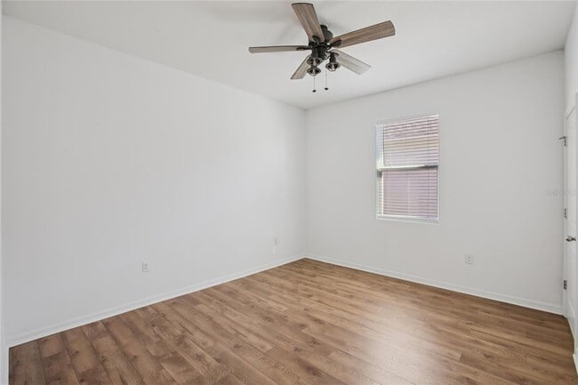 Building Photo - 10747 Laxer Cay Loop