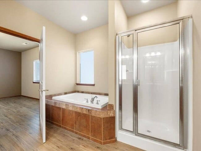 Building Photo - 540 Fort St