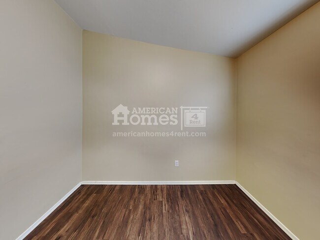 Building Photo - 6813 W Pebble Shore Court
