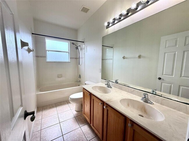 Building Photo - 4495 Harts Cove Way