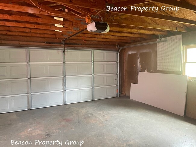Building Photo - 140 Frances Shirey Way