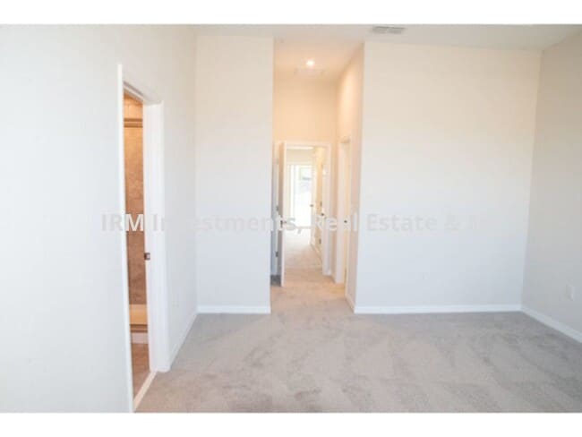 Building Photo - Brand New 3 bedroom townhome in Waterbrook