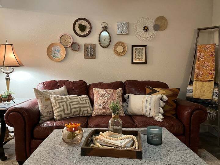 Building Photo - 12102 Carriage Ct SE