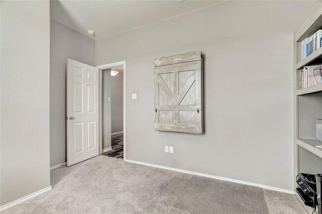 Building Photo - 645 Sierra Mar Lp