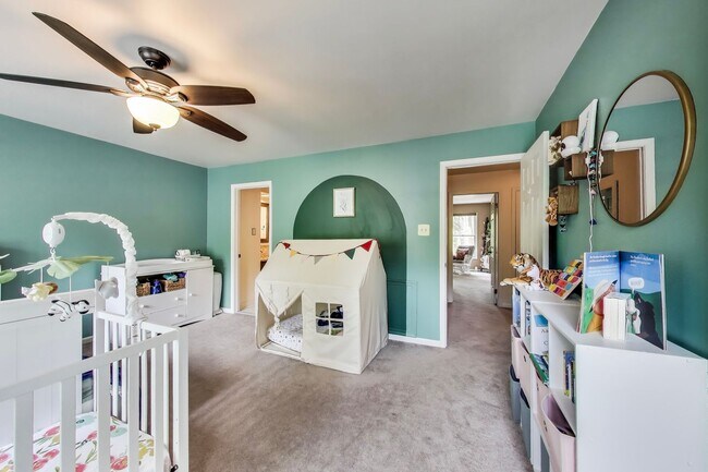 Building Photo - COMINGS SOON - Beautifully Updated Winchester-Built Townhome Backing to Serene Parkland.