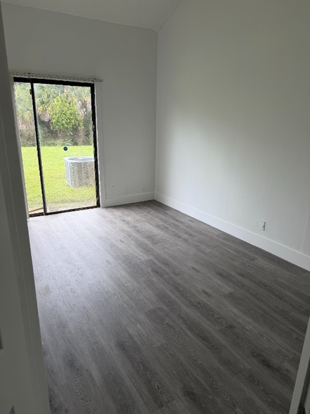 Building Photo - 2313 NW 55th Terrace