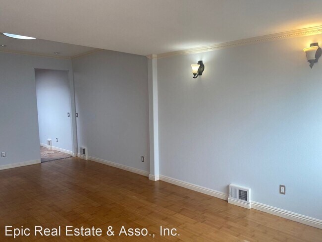 Building Photo - 3 br, 2 bath House - 1617 47th Ave