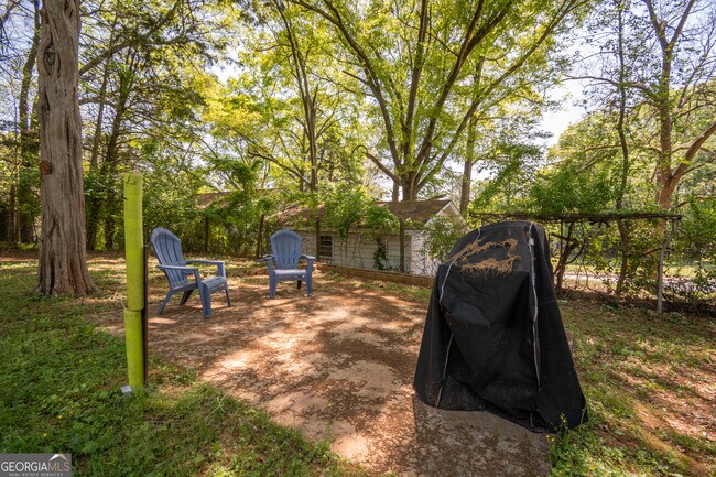 Building Photo - 120 Hillside St