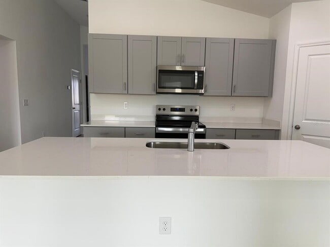 Building Photo - 5465 SAN PIETRO Dr