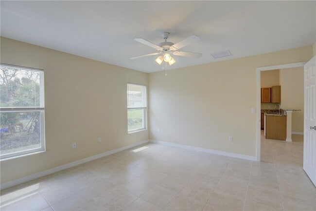 Building Photo - 8876 98th Ct