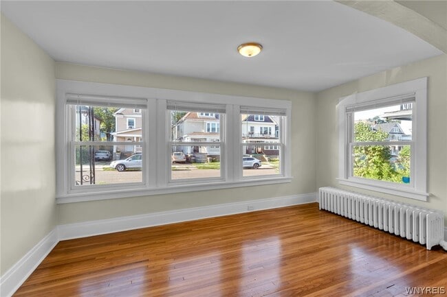 Building Photo - 69 W Northrup Pl