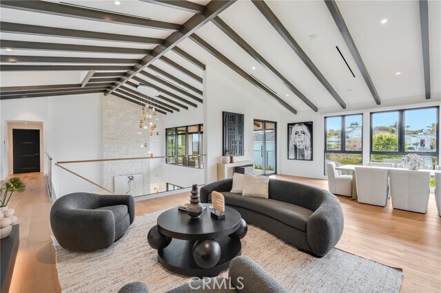 Building Photo - 427 Santa Ana Ave