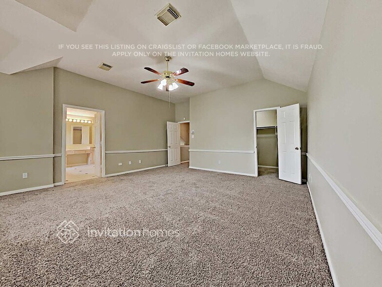 Building Photo - 8006 Carmel Cir