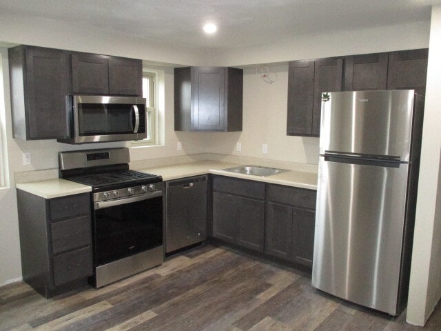 Building Photo - Brentwood Manor