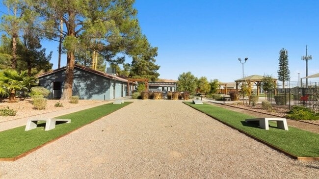 Building Photo - 6255 W Tropicana Ave